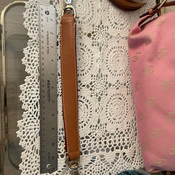 Dooney & Bourke signature hobo bag, pink sig fabric with leather trim - Picture 10 of 16